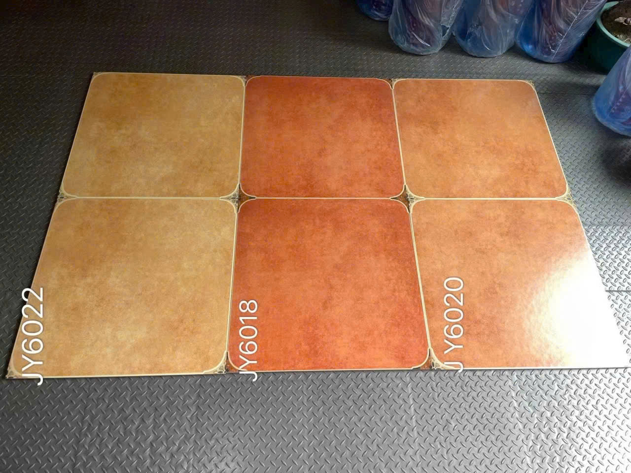 gach 60x60 gia co do trung quoc